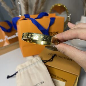 Coffret LV