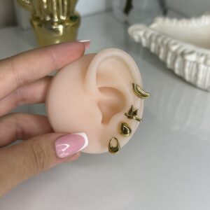 Mini boucle d’oreilles 🤍