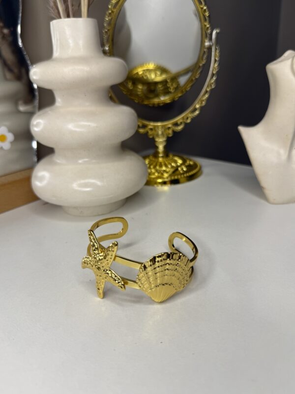 Bracelet seashell