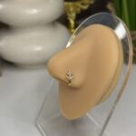 Faux piercing nez