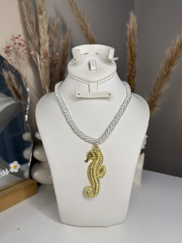 Collier cordon 🦐