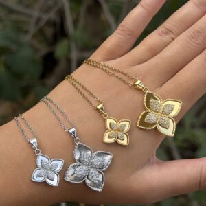 Collier roberto coin